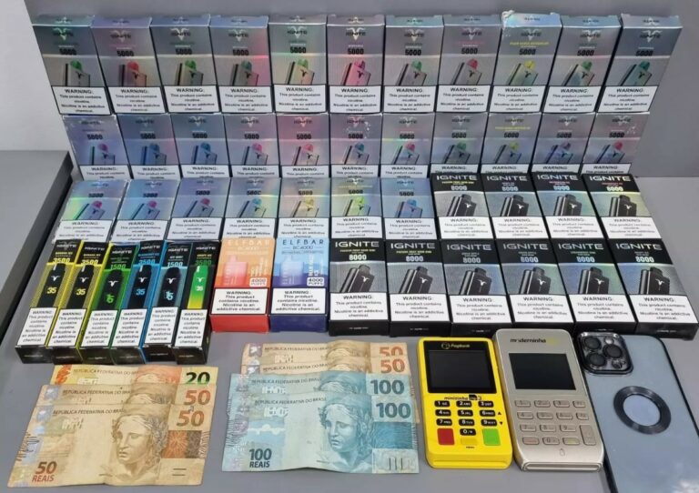 Fiscalização resulta na prisão de 14 pessoas em Itajaí