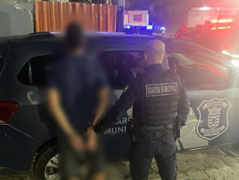 Homem é detido por posse de drogas no Municípios
