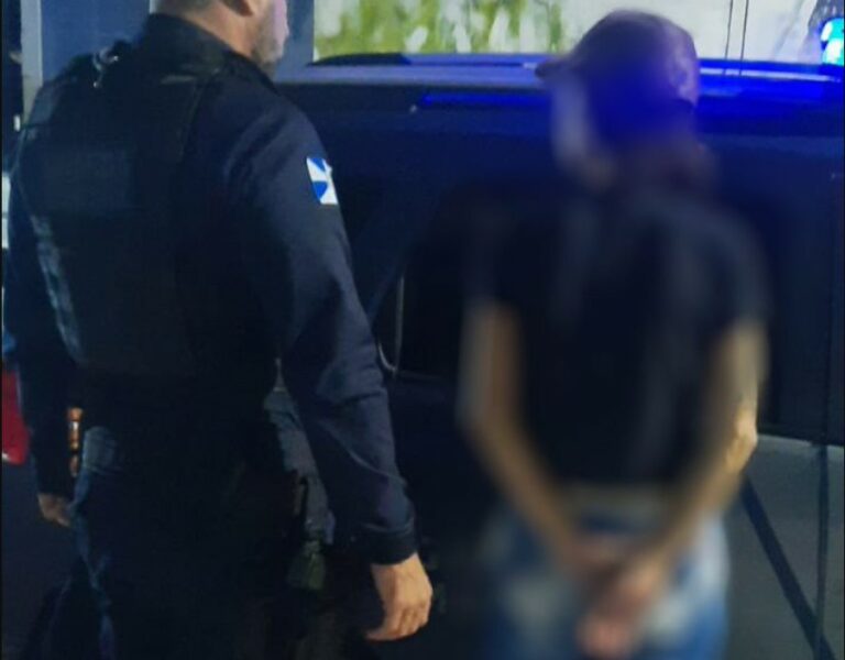 Mulher é presa pela GM por tráfico no Centro de BC
