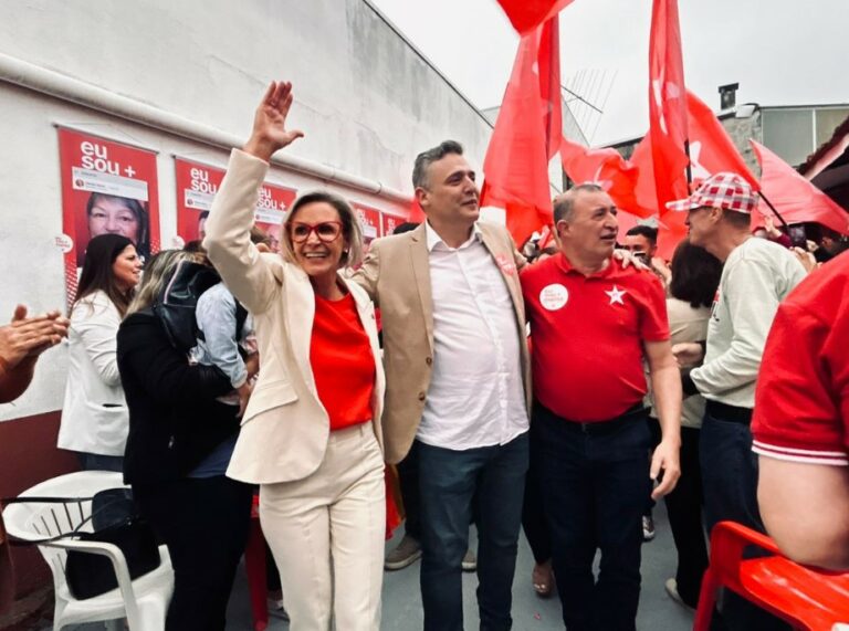 Convenção confirma Marisa Zanoni (PT) e Alex Casado (Solidariedade) para prefeitura em BC