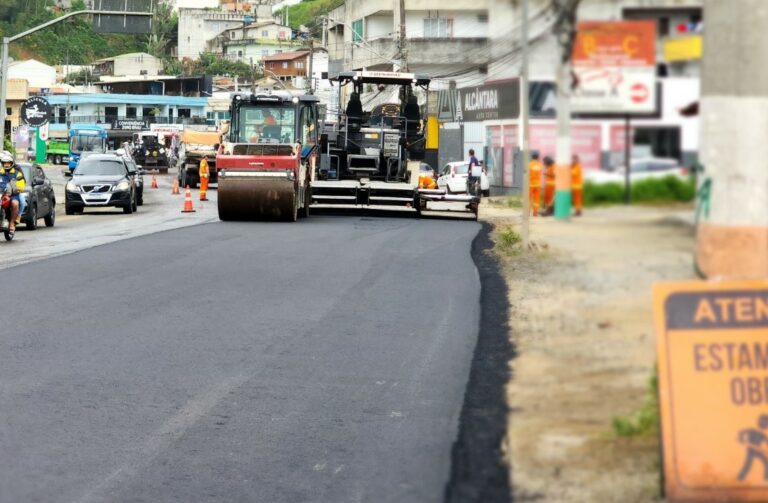 Av. Santa Catarina: O teatro e a história mal contada do governo Élcio