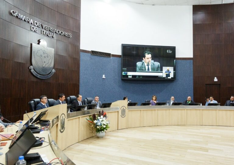 Fernando Pegorini é eleito presidente da Câmara de Itajaí