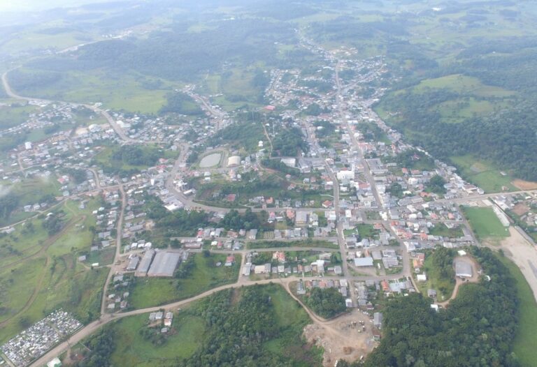 Cidade de SC afunda em dívida milionárias e prefeito declara “Calamidade Financeira”