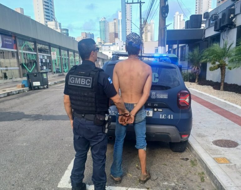 Homem é preso por tirar tornozeleira