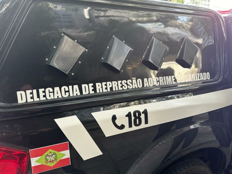 Estagiária é presa por passar informações de investigações para criminosos