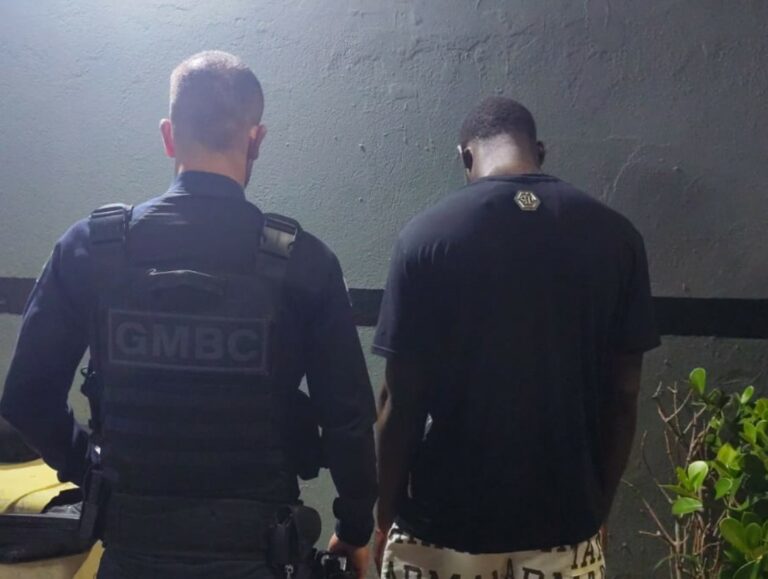 Machão haitiano é preso pela GM após agredir esposa