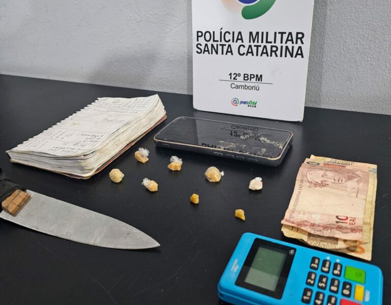 Dupla é presa por tráfico de drogas no Monte Alegre
