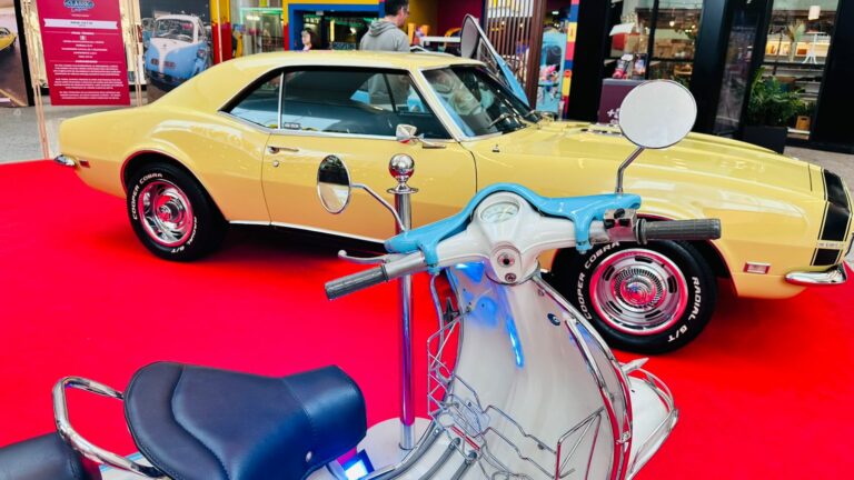 Mostra gratuita reúne clássicos automotivos em Balneário Camboriú (SC)