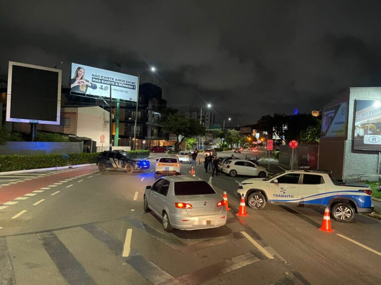 Operação Fortaleza, das forças de segurança, aborda 334 veículos no final de semana