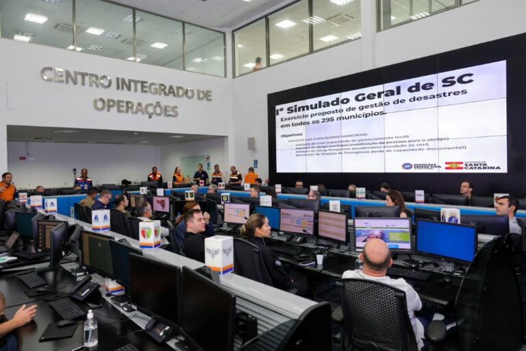 Santa Catarina bate recorde de adesão e lidera maior simulado de gestão de desastres do país neste domingo