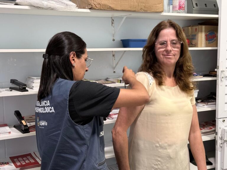 Itapema inicia vacinação contra dengue em profissionais da Atenção Primária