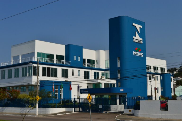 Imetro-SC celebra 21 anos com foco na identificação de produtos irregulares e na justa concorrência