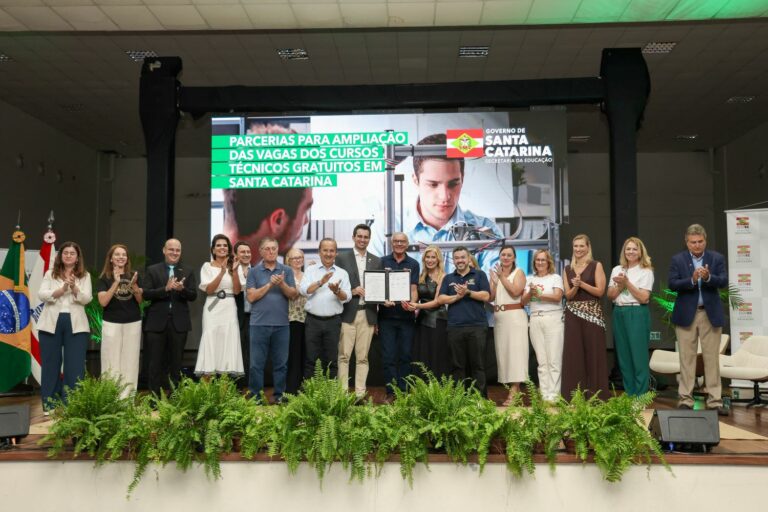 Governo de SC fortalece ensino técnico com lançamento da Política de Educação Profissional e Tecnológica