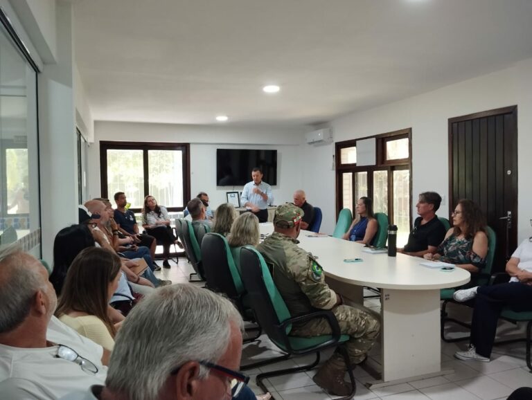 Semam sediou reunião preparatória para limpeza do Rio Camboriú e afluentes nesta quinta