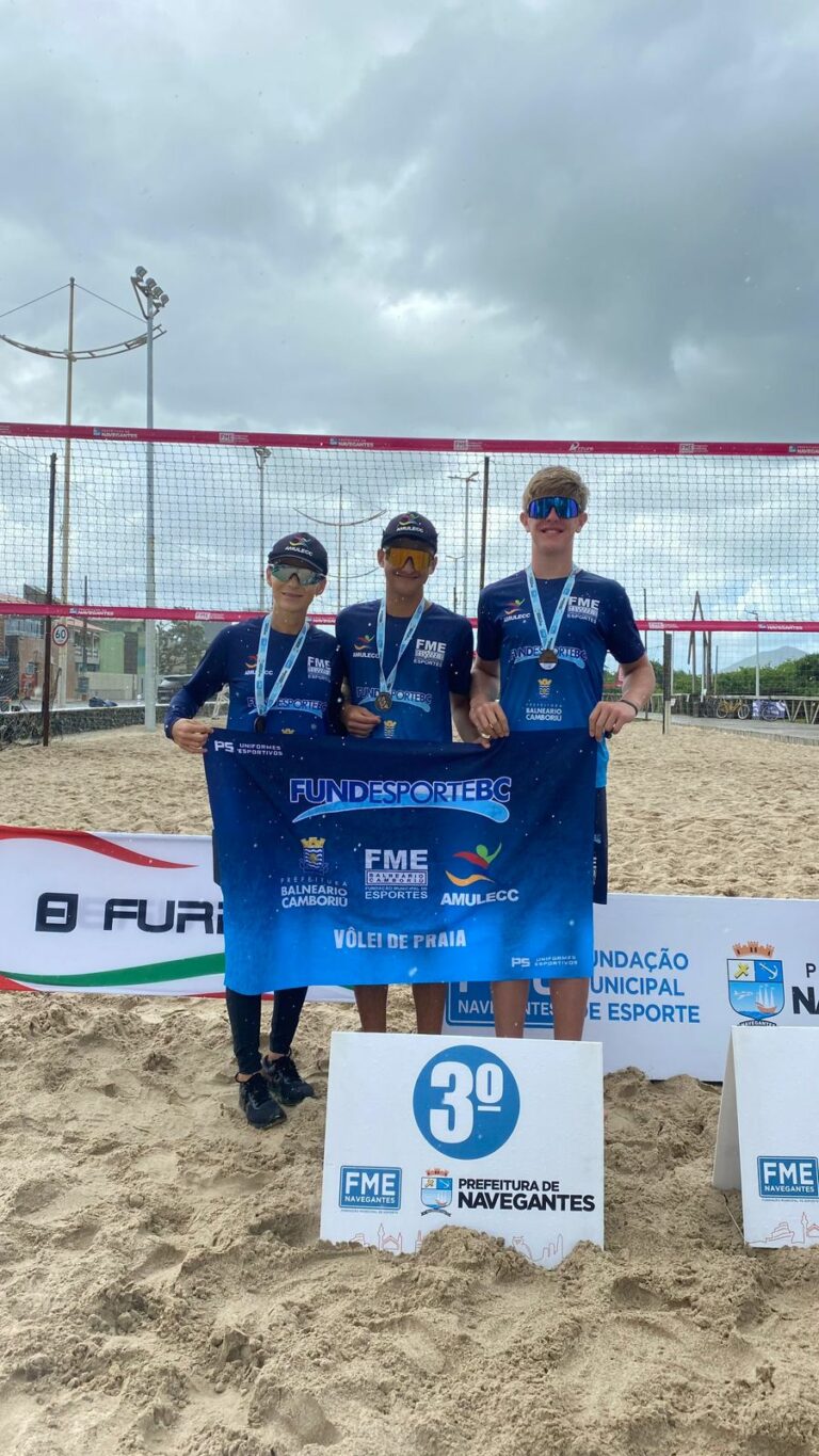 BC conquista medalha de bronze no Circuito Catarinense de Vôlei de Praia Sub-19