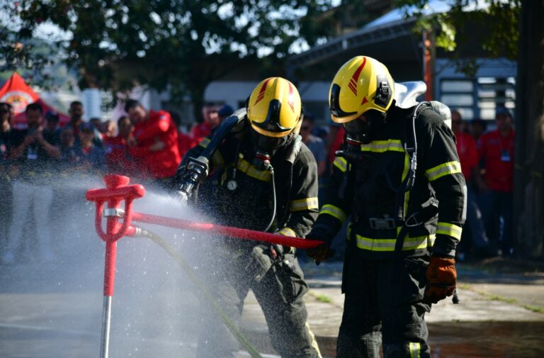Nova norma do CBMSC regulamenta recarga de veículos elétricos em SC