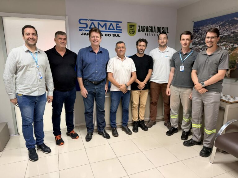 Emasa realiza visita técnica em Jaraguá do Sul e firma cooperação entre autarquias