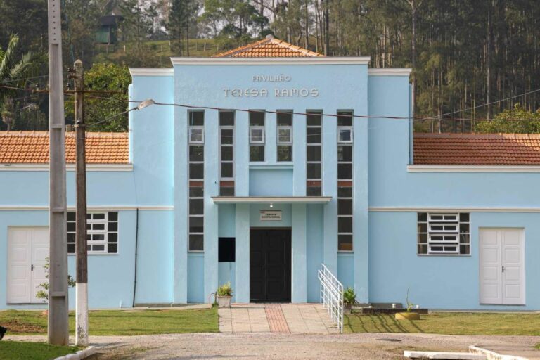 Em São Pedro de Alcântara, Hospital Santa Teresa comemora 86 anos com investimentos e melhorias estruturais