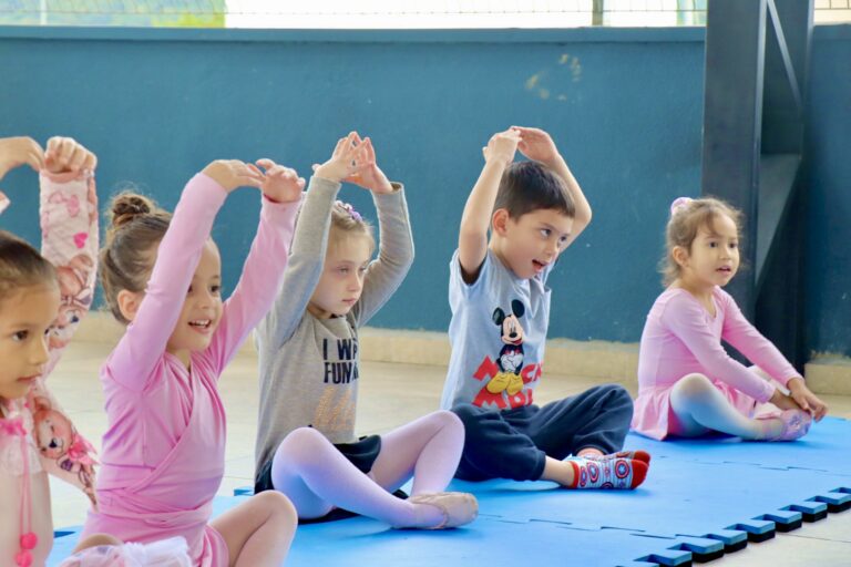 Balneário Camboriú oferta aulas gratuitas de balé
