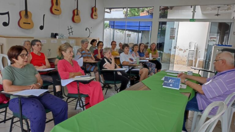 Oficinas de Chás e Hortas Orgânicas acontecem nas terças-feiras na SPI