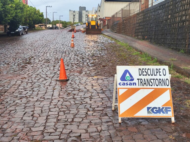 Renovação de rede em Xanxerê avança para Rua Nereu Ramos