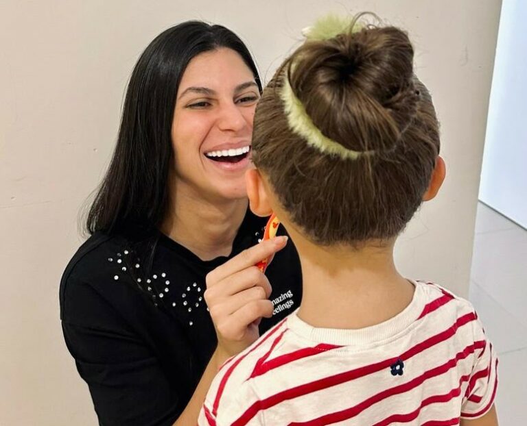 Casa do Autista recebe ação de saúde bucal voltada a crianças e adolescentes neurodivergentes