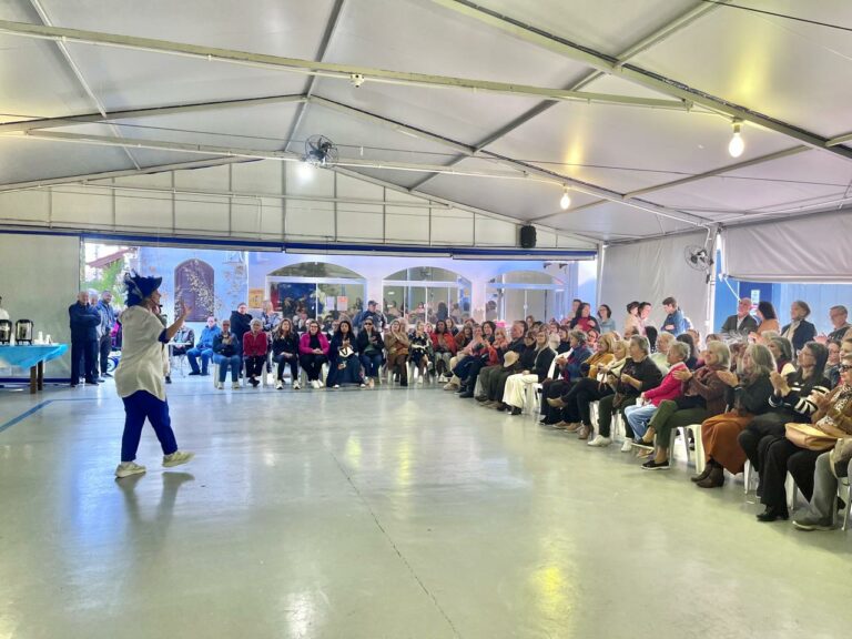 Secretaria da Pessoa Idosa realiza tarde recreativa com oficina de teatro na próxima sexta-feira