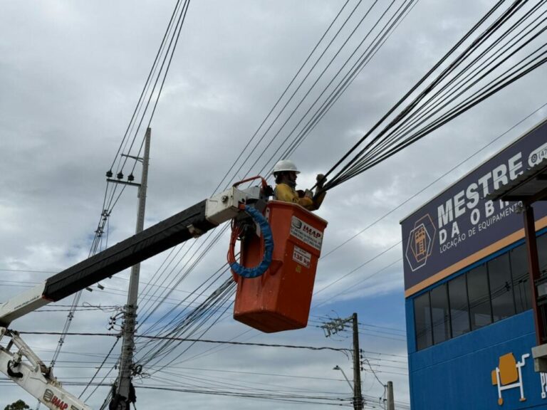Itapema amplia Operação Limpa Poste no bairro Jardim Praia Mar