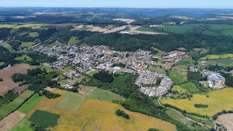 Limpeza de reservatório é executada pela Casan em Vargeão