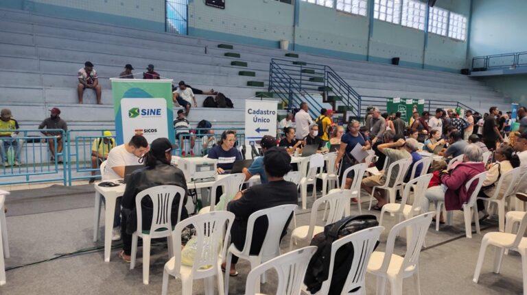 Sine Florianópolis realiza mais de 270 atendimentos durante o TJ Registre-se 2026