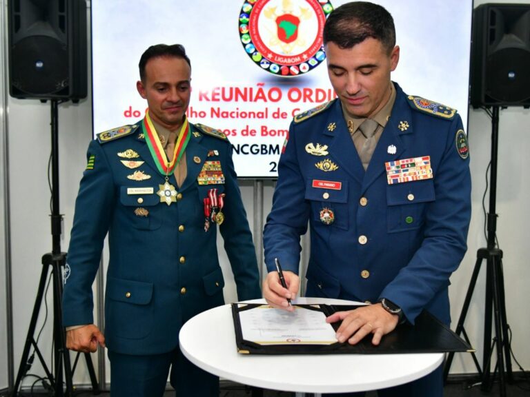 Comandante-Geral do CBMSC assume presidência de Conselho Nacional