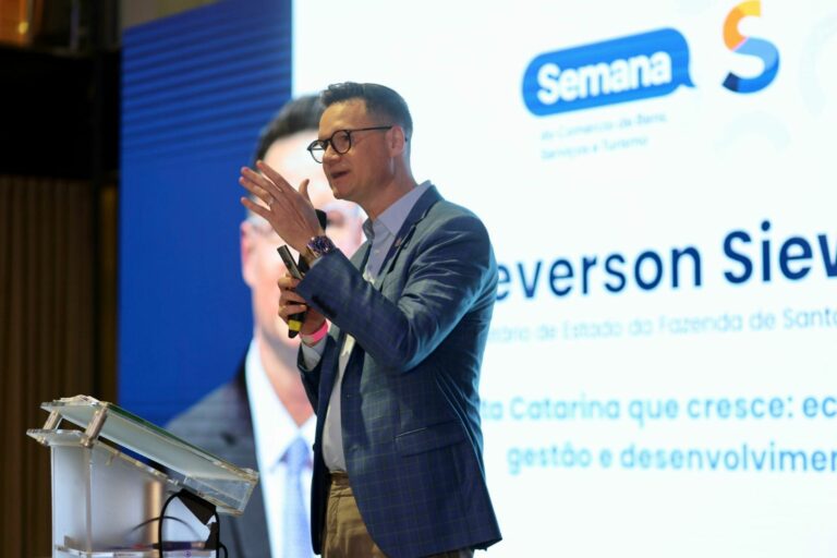 Estado amplia diálogo com setor produtivo em evento da Fecomércio em Florianópolis