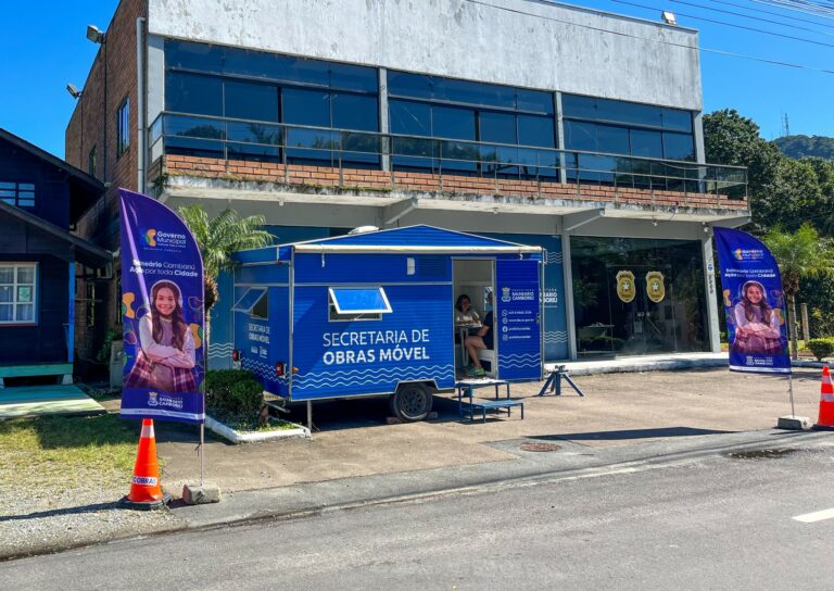 Secretaria de Obras Móvel de BC atende no Bairro Estaleiro