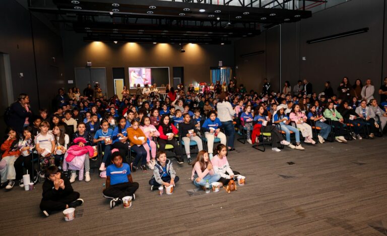 Sapiens Parque oferece cinema educativo gratuito sobre a história de Santa Catarina a estudantes da rede pública