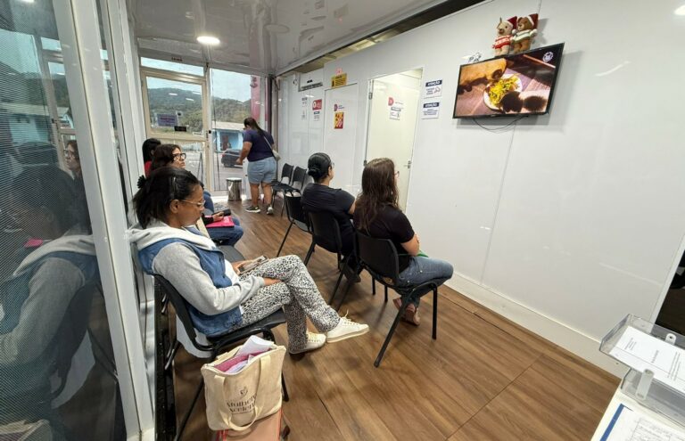 Santa Catarina alcança 12 mil exames nas Carretas da Saúde da Mulher