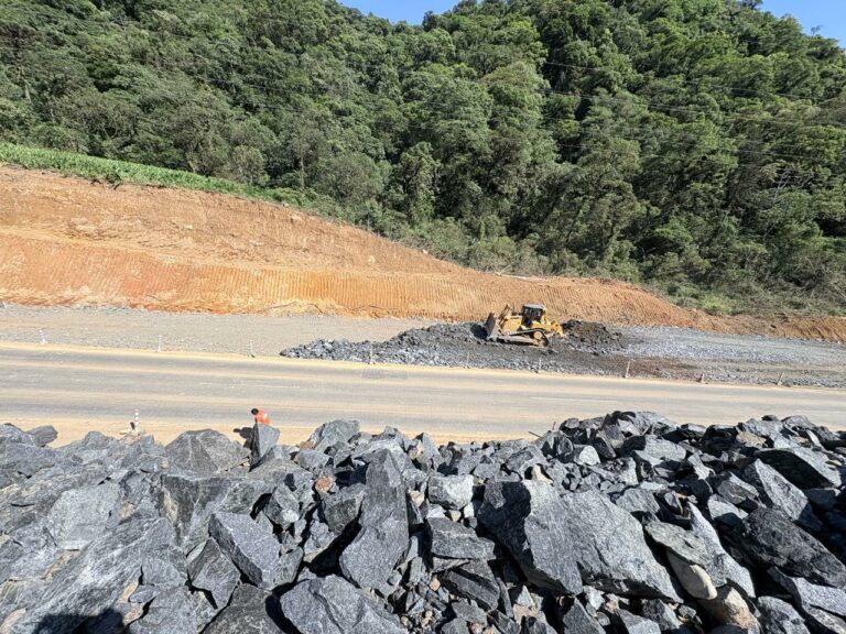 Trânsito será totalmente interrompido na Serra Dona Francisca em 1º de junho
