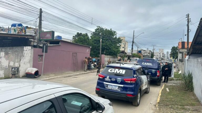 Operação conjunta fiscaliza galpões de recicláveis em Itapema