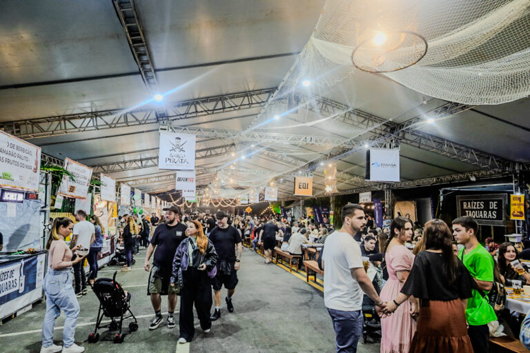 Tradição e cultura marcam o início da Festa Raízes de Taquaras