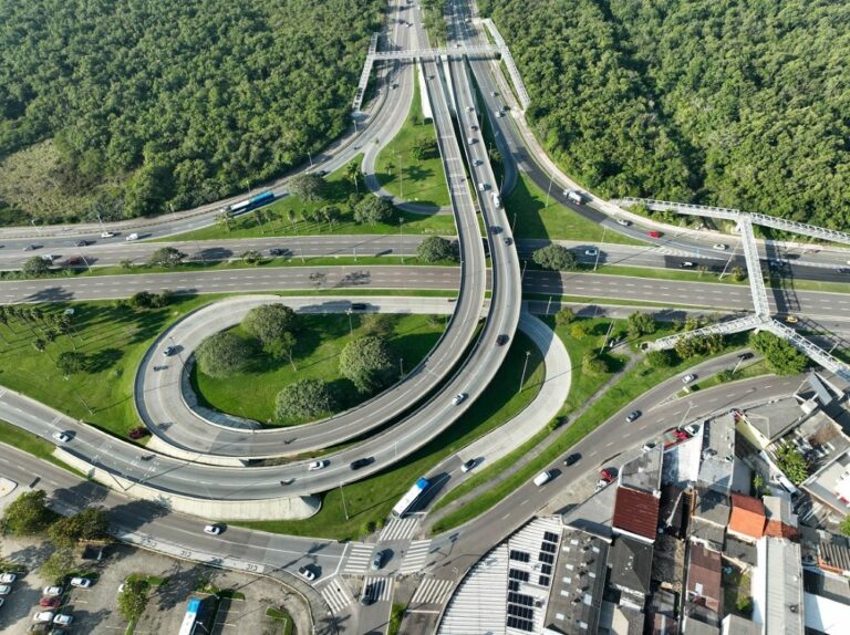 Obra do novo elevado do CIC é iniciada com investimento de R$ 33 milhões