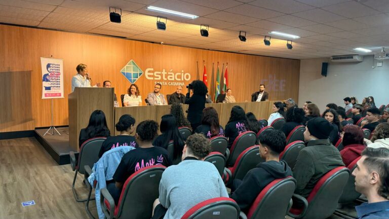 Dez cidades recebem programa de capacitação profissional voltado a adolescentes