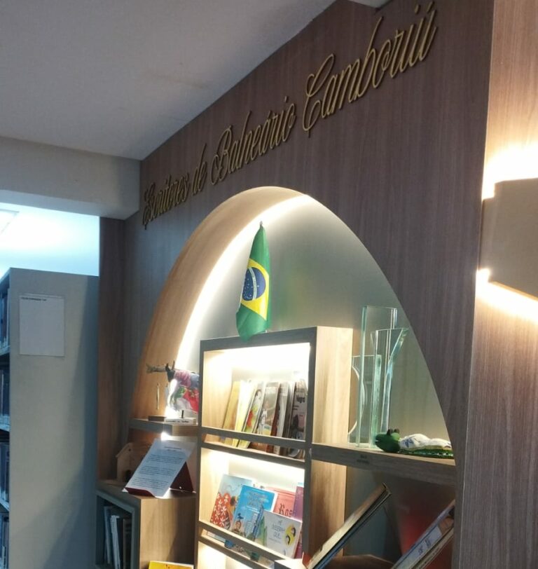 Exposição “BC 62 anos” reúne obras na Biblioteca Municipal