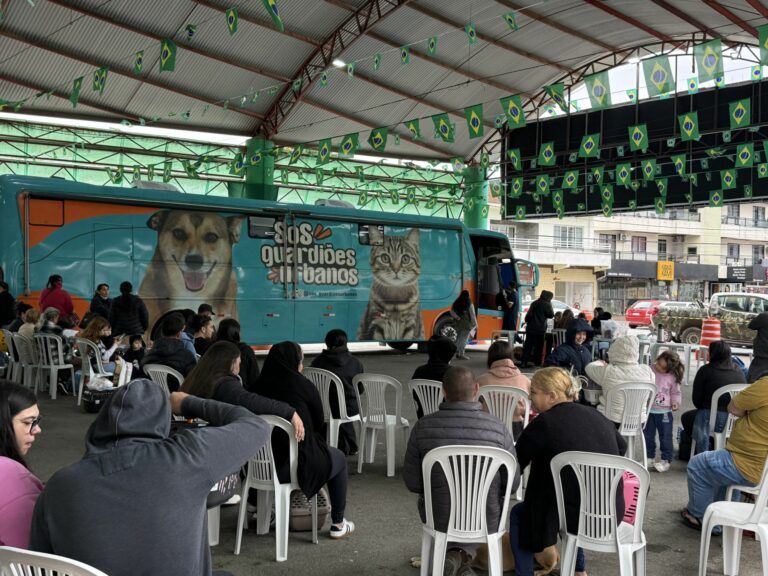 FUCAM realiza mutirão de castração e incentiva adoção responsável no Parque Linear