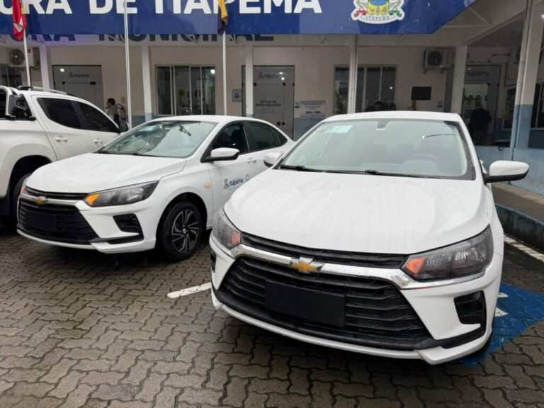Saúde de Itapema recebe dois novos veículos para reforçar atendimentos