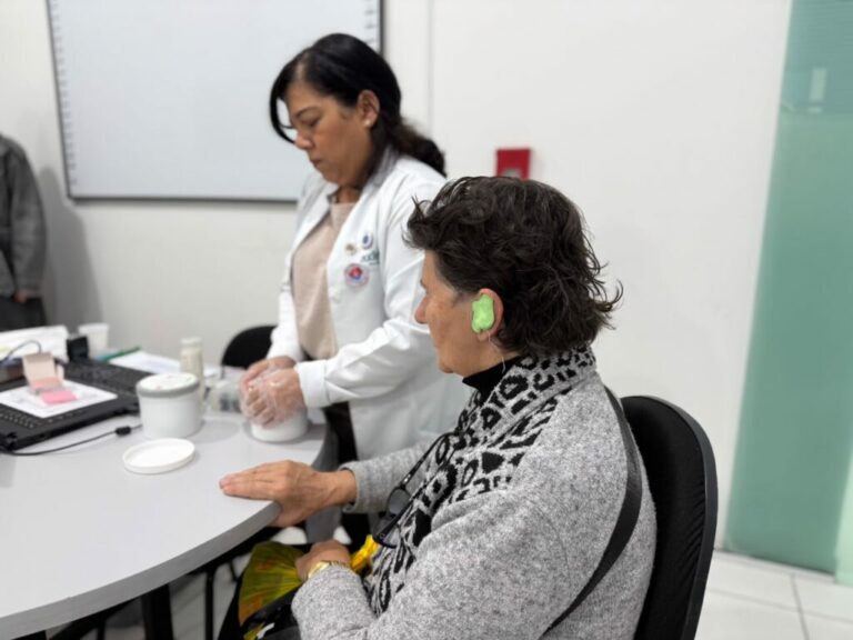 Projeto Ouvir Bem amplia acesso à saúde auditiva em Itapema