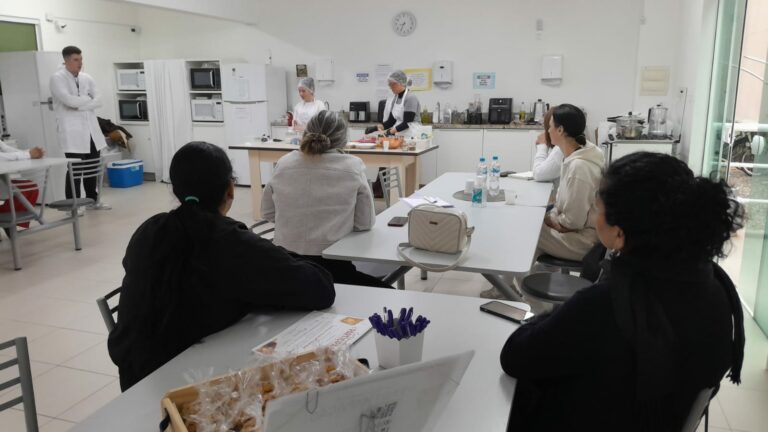Agosto Verde aproxima famílias da Rede Municipal de Ensino em BC