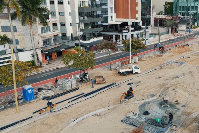 Implantação de travessias de pedestres na Avenida Atlântica é adiada