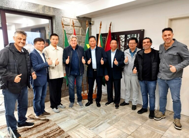 Camboriú recebe empresários chineses para discutir novos negócios e parcerias