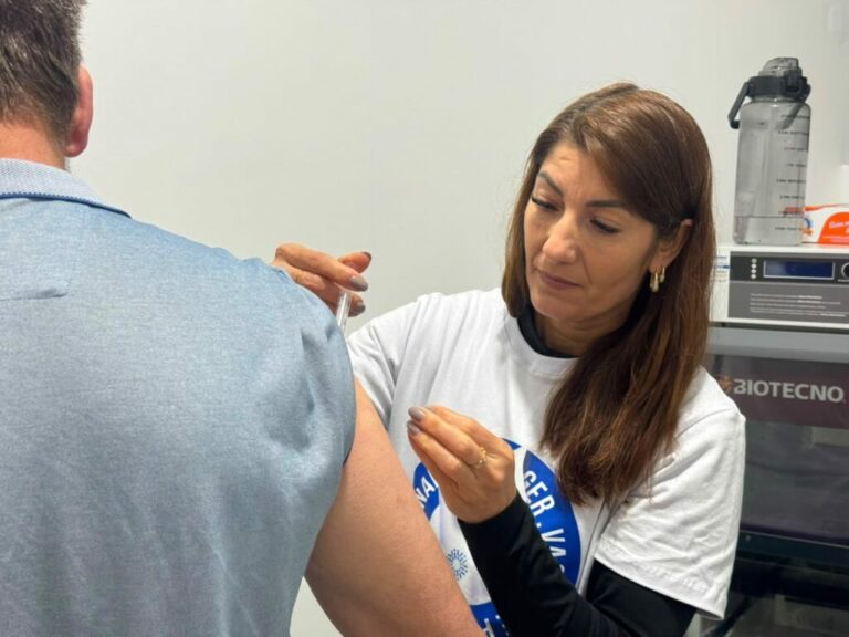 Dia D de Multivacinação resulta na aplicação de 563 doses em Itapema