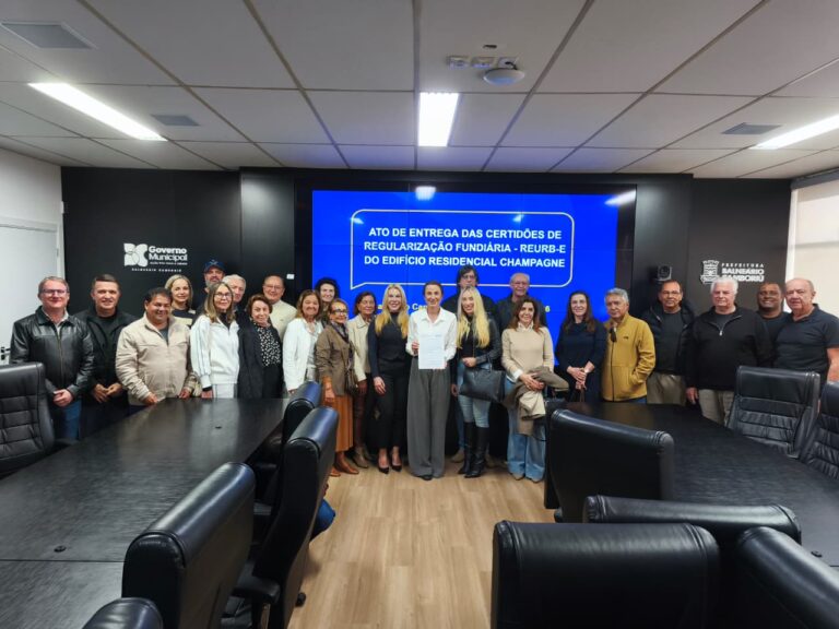 BC entrega 229 Certidões de Regularização Fundiária