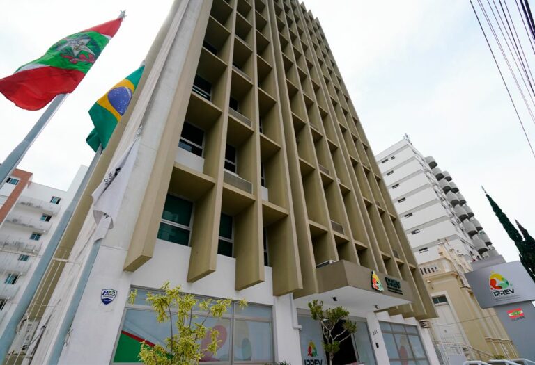 Iprev zera fila de processos e agiliza atendimento aos segurados